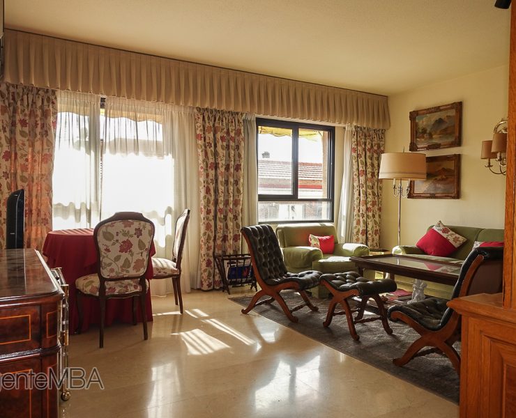 VIVIENDA EN CHAMBERÍ