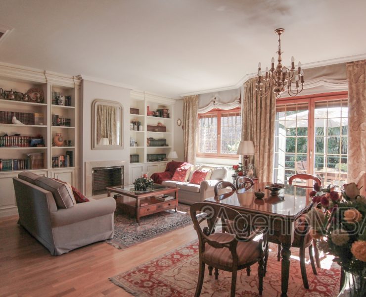 CHALET PAREADO EN BOADILLA DEL MONTE